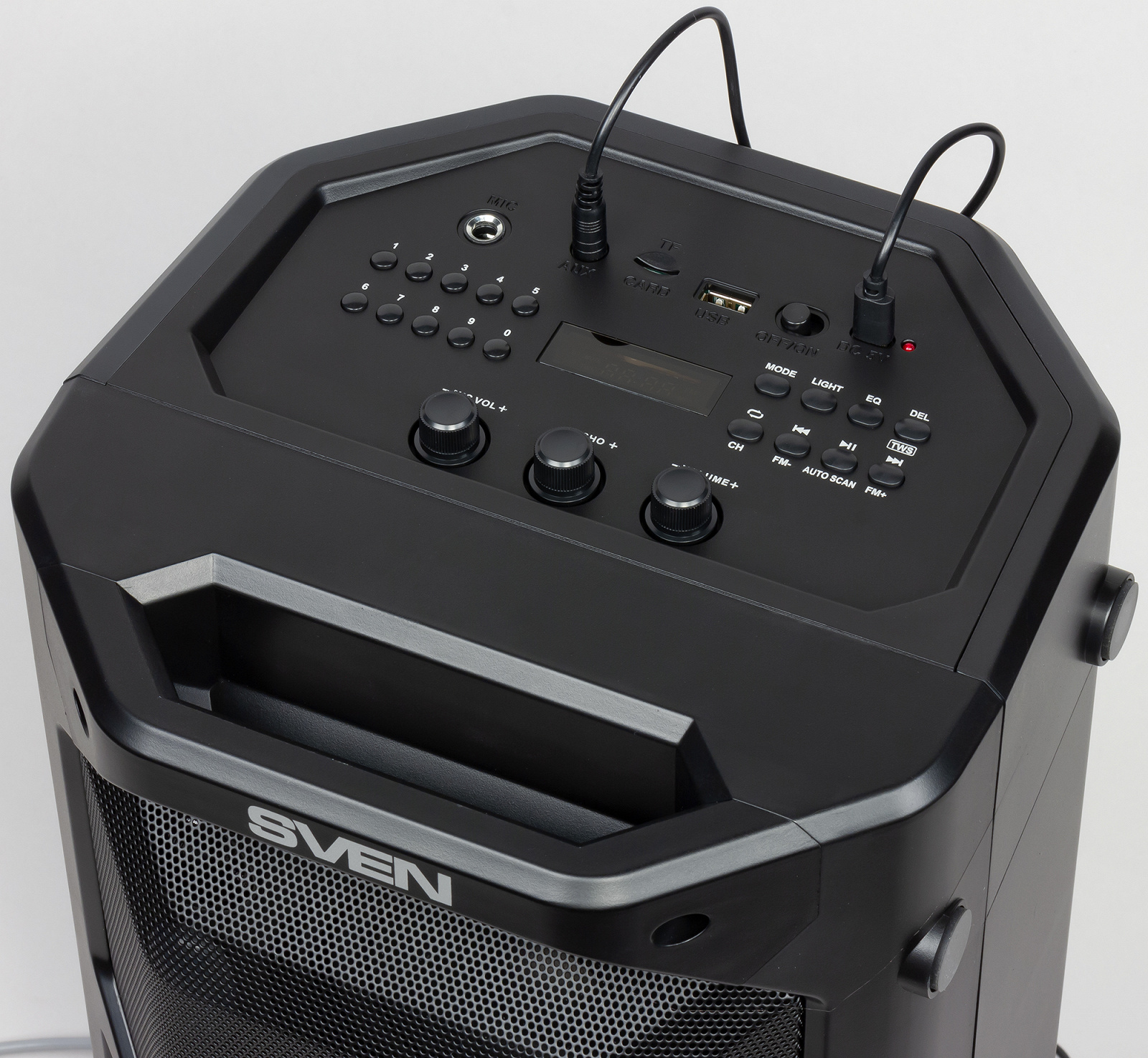 Фото панелі керування SVEN PS-600 Портативна акустика SVEN PS-600